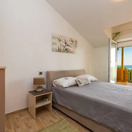 Holiday home Vacation Gara Privlaka (Zadar)